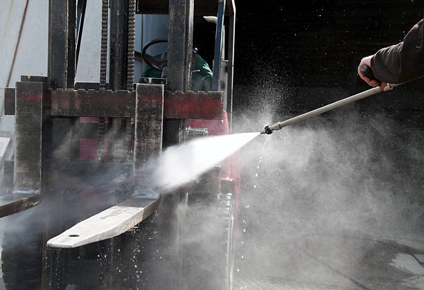 Best Playground Equipment Cleaning  in Claxton, GA